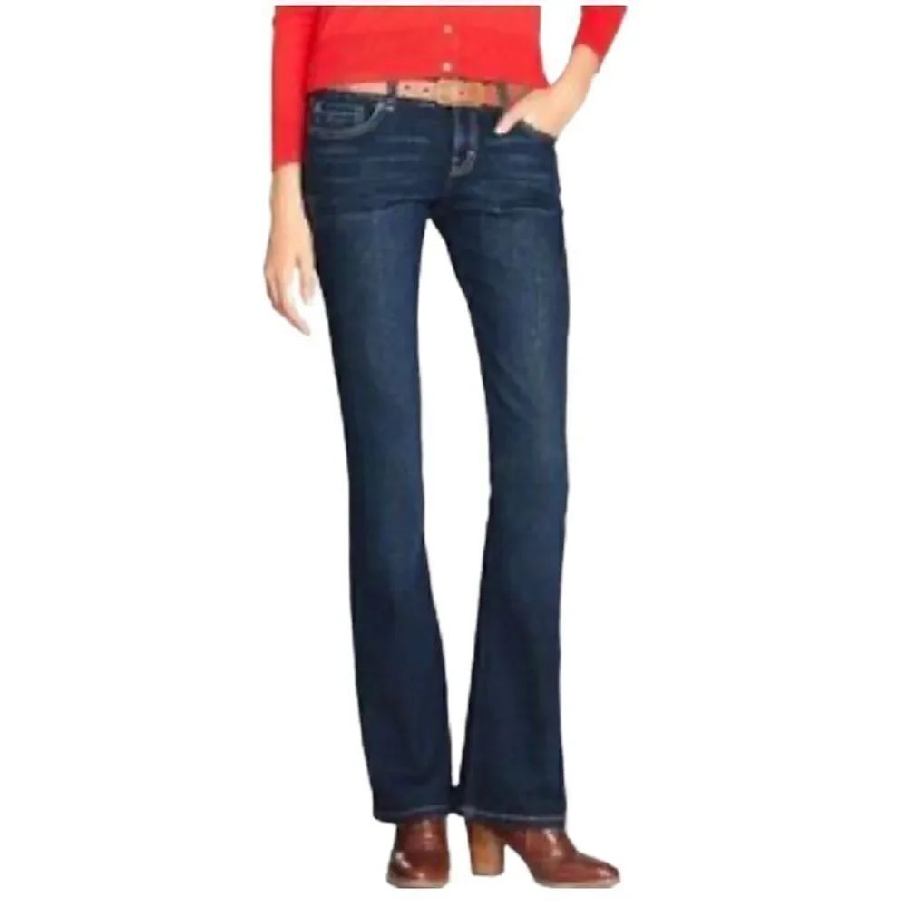 Tommy Hilfiger Women’s Low Rise Medium Wash Boot Jeans Size 8